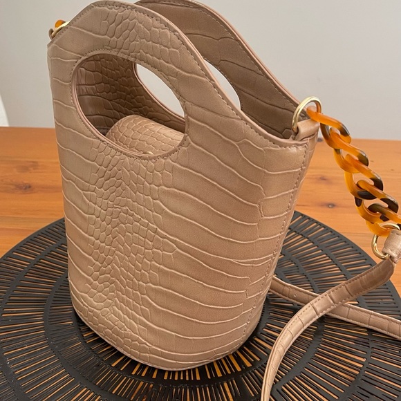 Handbags - Tan Crossbody Handbag - generic